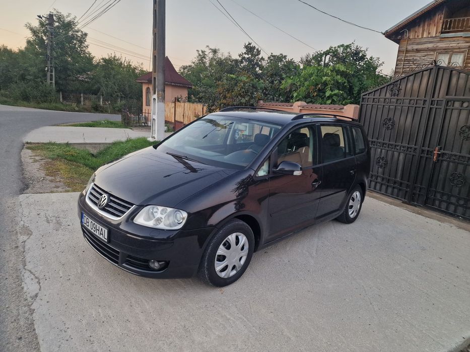 VOLKSWAGEN Touran 2004 — imagine 5