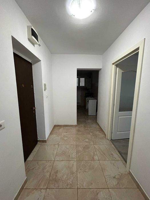 Închiriez apartament cu 2 camere, 50 mp, zona Balada – Strada Metropoliei, Suceava