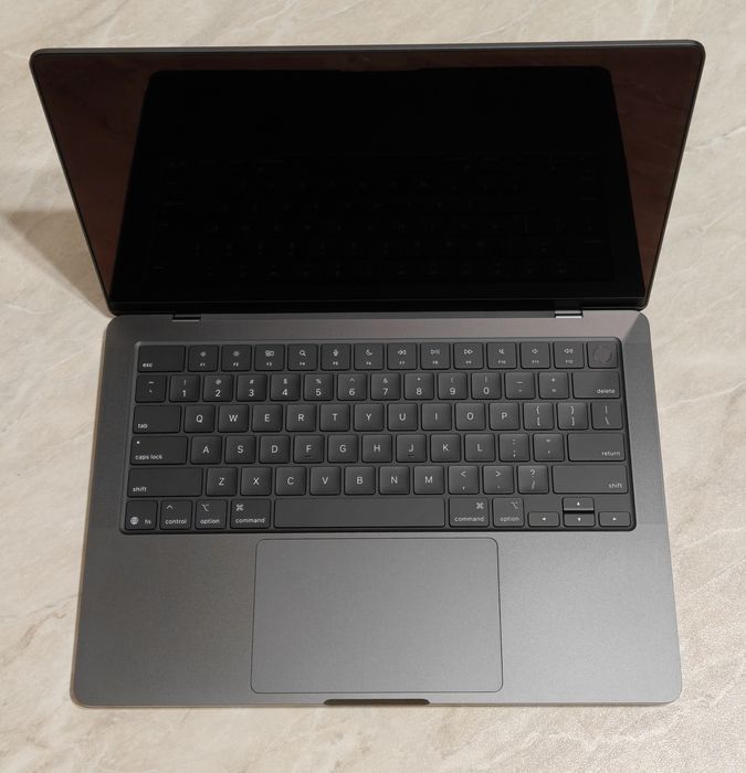 MacBook Pro 14 M5 16/512 2 цикла