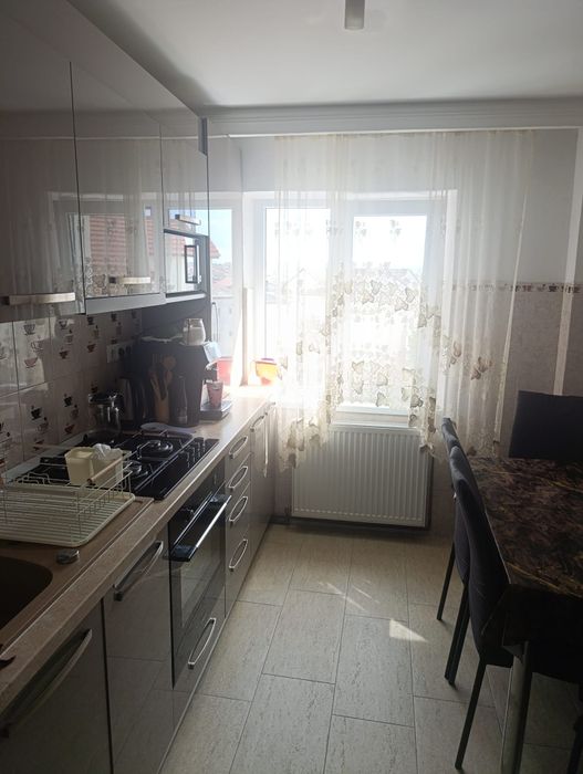 Apartament cu scară interioara