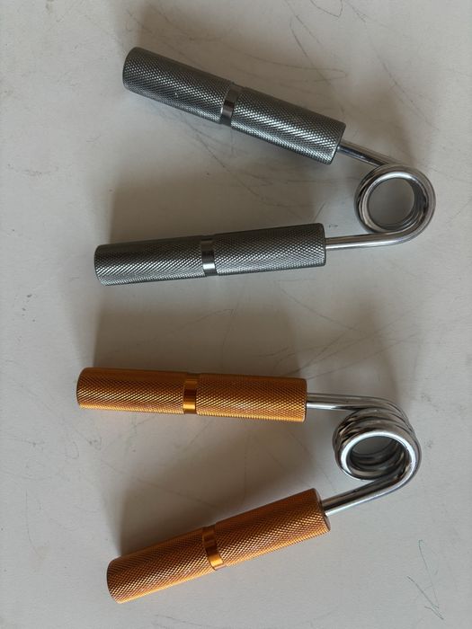 2 эспандера продам