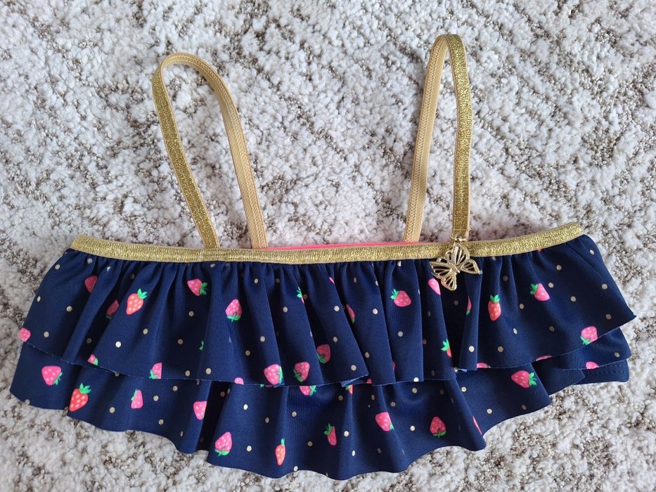 Costume baie H&M 6-8 ani si Takko 4-6 ani.