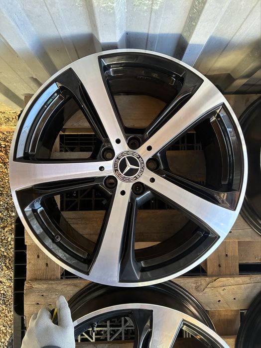 19 цола 5 х 112 мм C класа W 206 , GLA , E , CLA Mercedes