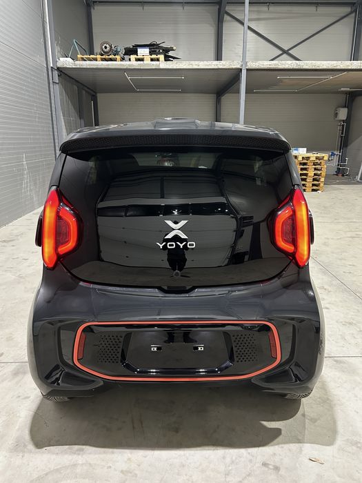 XEV Yoyo Electric Keyless/Panoramic/AC