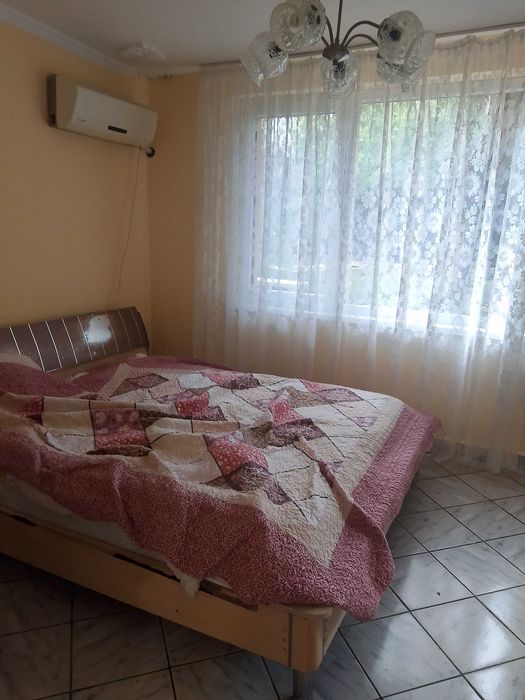 Давам под наем едностаен горна баня