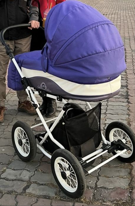 Продам коляску Julia Baronessa