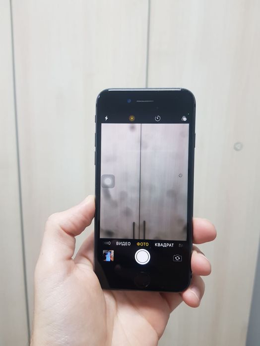 Продам iPhone 8 64Gb