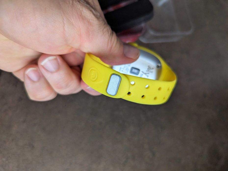 Детски часовник Myki Touch