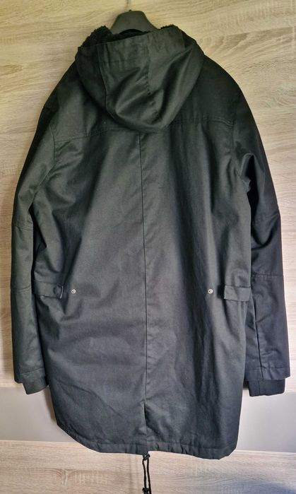 Scurta toamna/iarna marca CROPP marimea XL