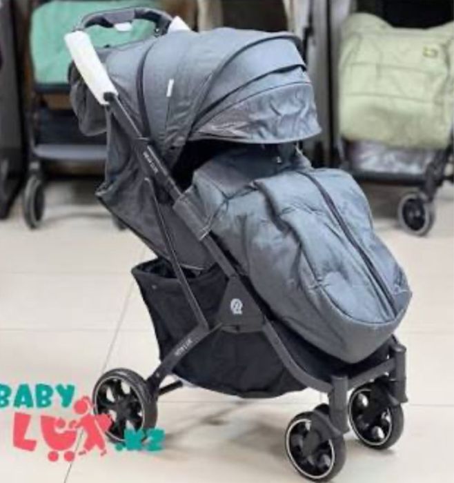 Продам коляску детскую