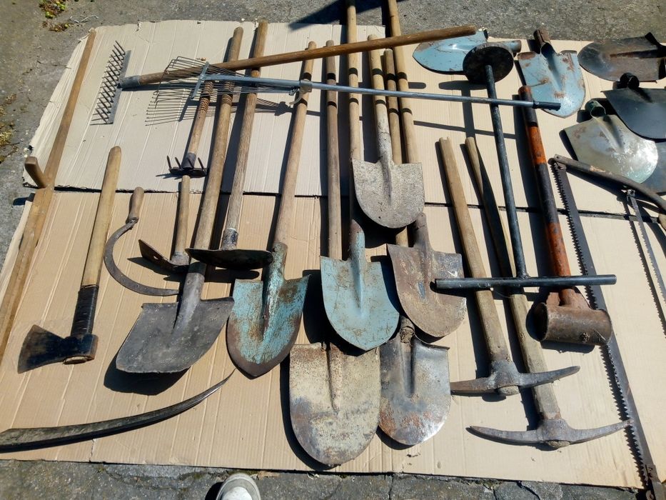 Лопати кирки мотики въже коноп шмиргели уреди за заготовки и огъване