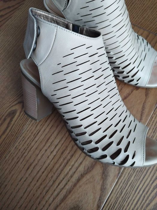 Sandale de dama La Pinta 39