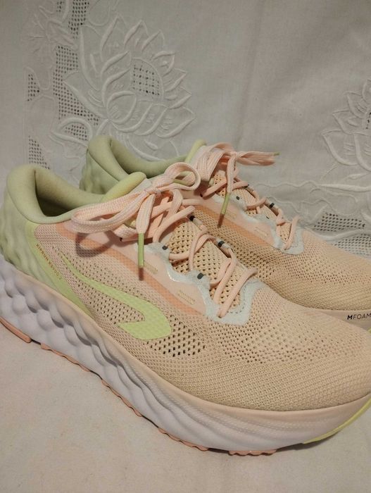NIKE ДАМСКИ МАРАТОНКИ в розово и зелено, лято 2026г.