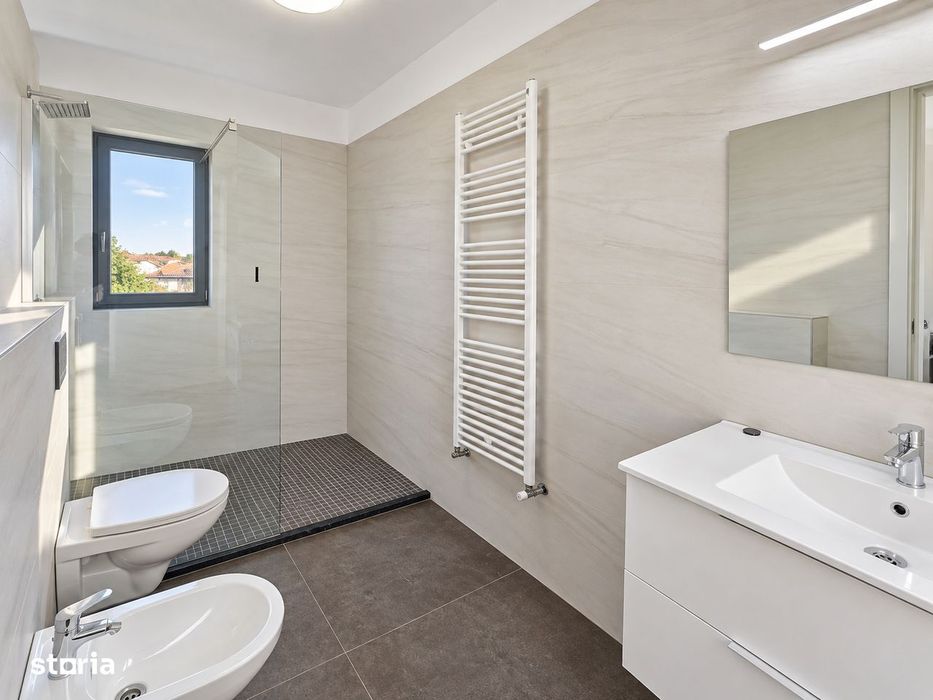 Investiție cu chiriași | 3 camere + balcon | 2 băi | Mobilat și utilat