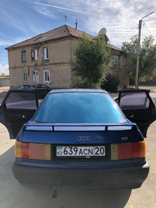 Продам Ауди 80 не новая