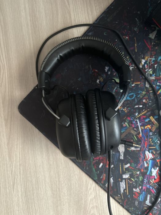 Продаю наушники хайпер х