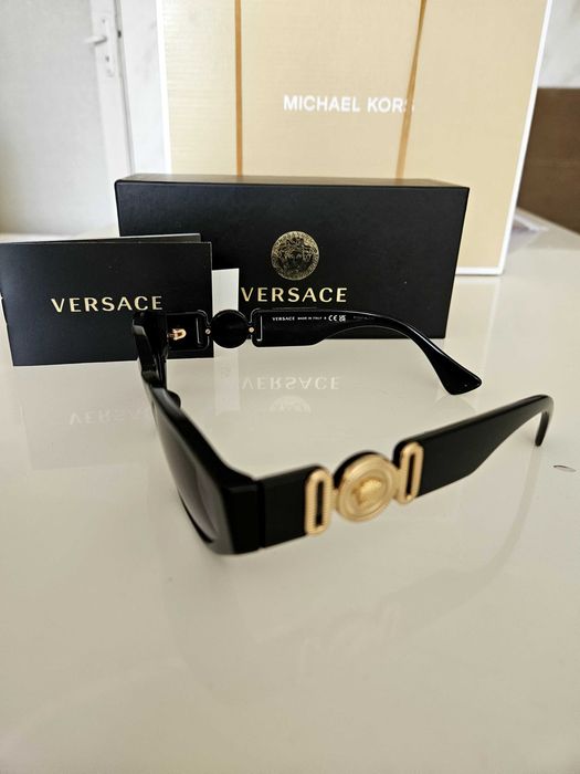 Нови оригинални очила Versace