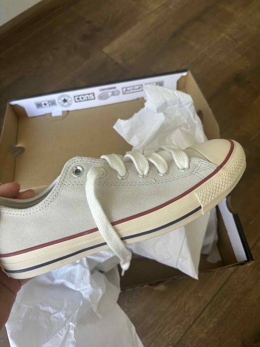 Кецове Converse естествен велур