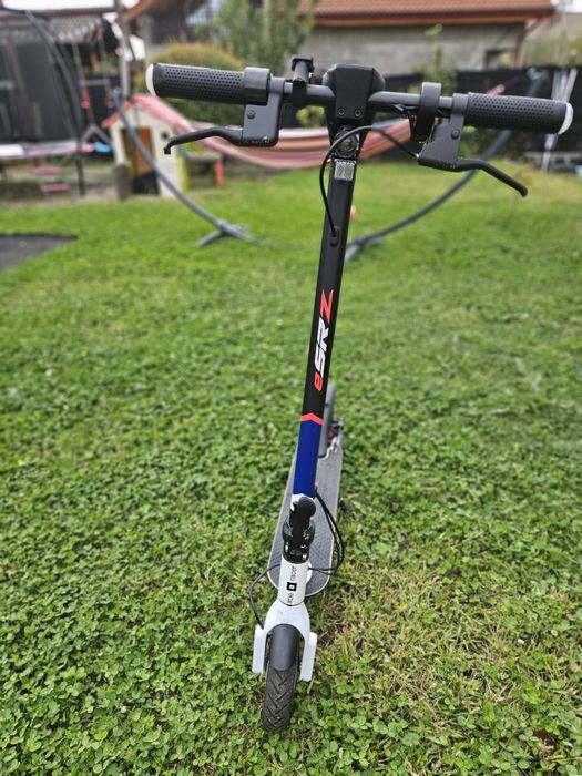 Vand trotineta electrica Aprilia