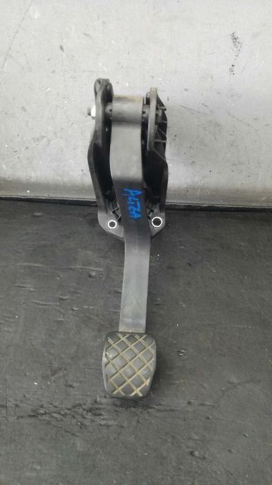Pedala ambreiaj 1.4 b seat altea 5p 1k1721059cg