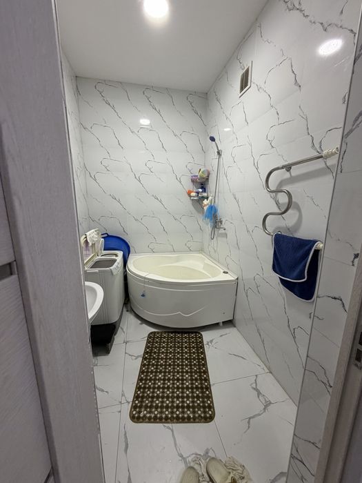 Yashnabod tumani Olmos Maxallasida 4 xona 110 m2