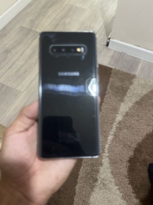 самсунг s10+ хороши