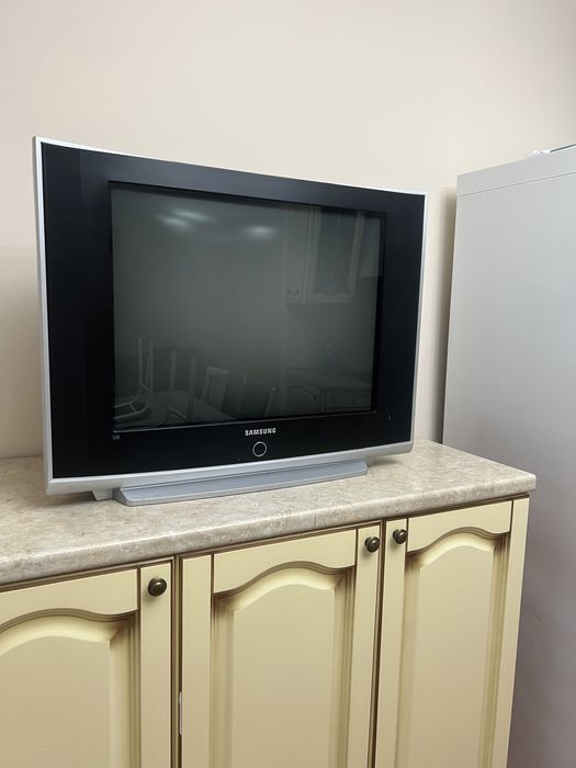 Продам телевизор