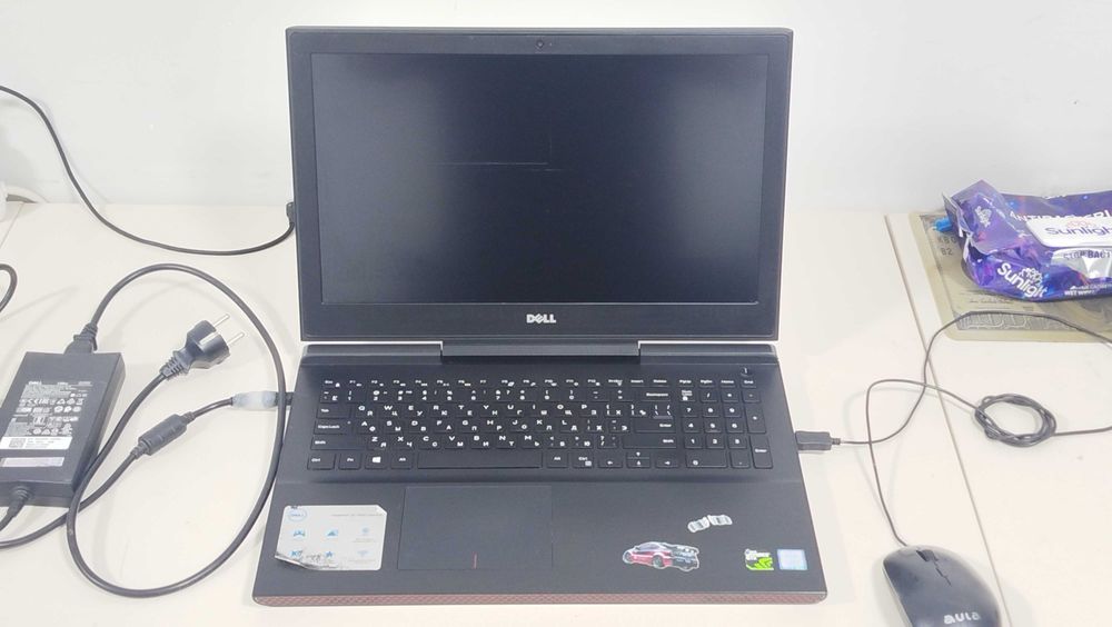 Dell noutbuk arzon  Core i7-7700HQ 16GB RAM GTX 1050 Ti