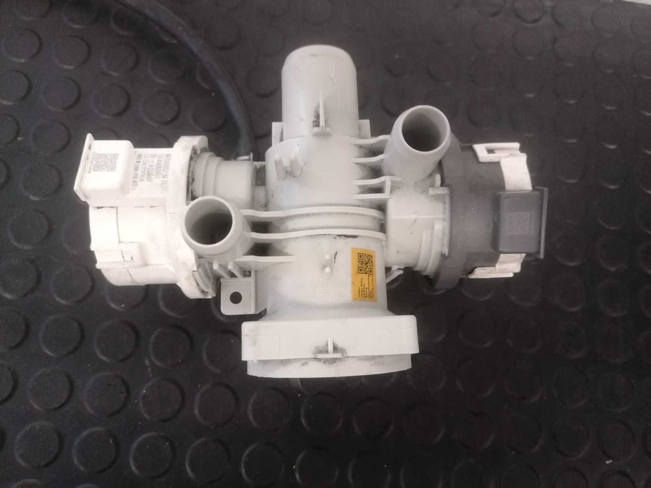 Pompa evacuare masina de spalat LG EAU64082901 cod / C165