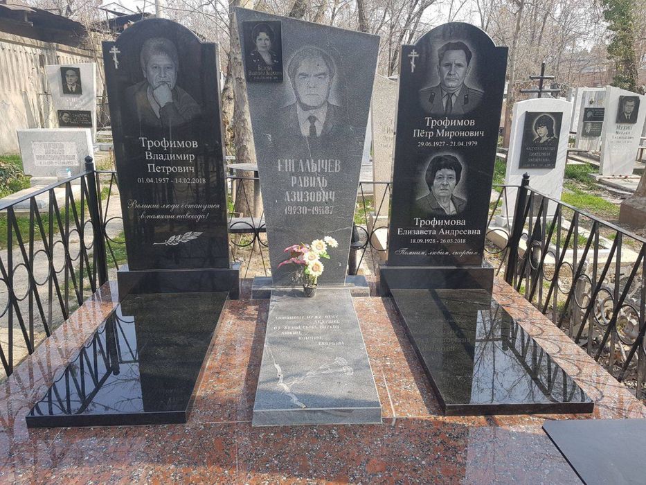 Памятники из первых рук