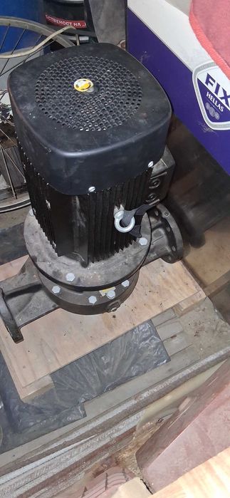 Циркулационна помпа Grundfos
LP 80-160/164 AFA-BBUE