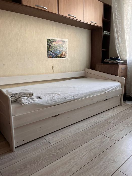 Выдвижная  кровать