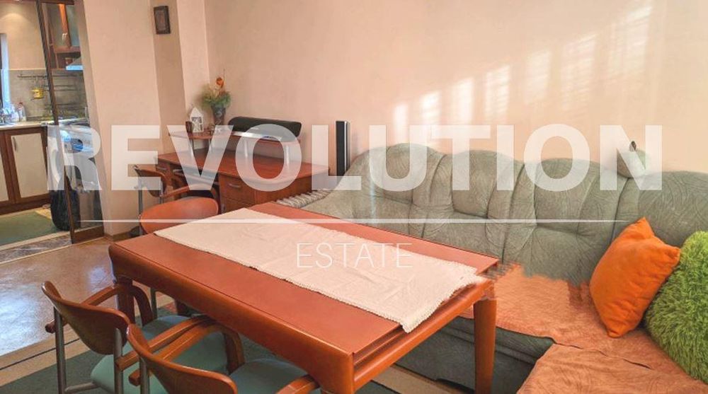 Дава се под наем Двустаен апартамент в Варна, Левски - 60 кв.м за 425 € - Снимка #1