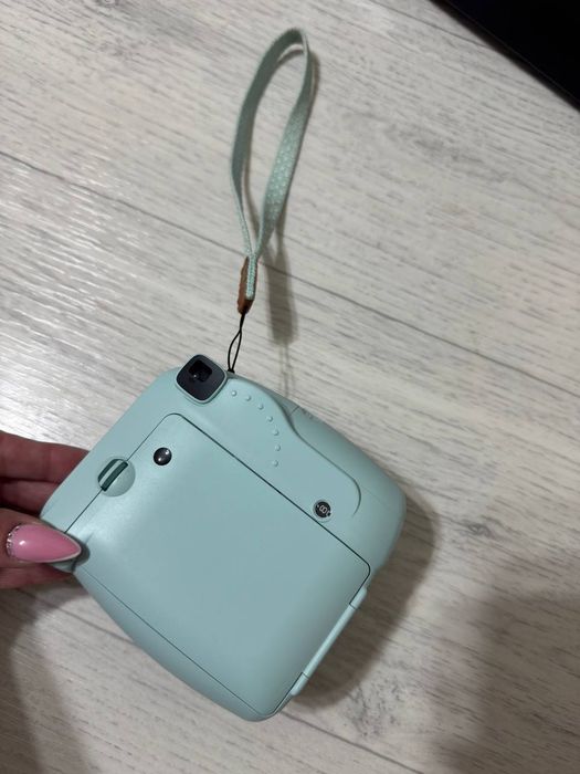 Фотоаппарат instax 9 mini
