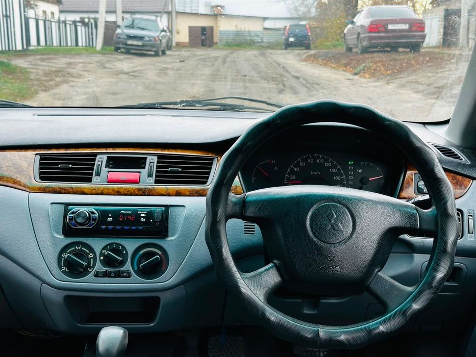Продам Mitsubishi Lancer Cedia