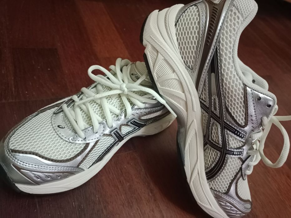 Кроссовки асикс, Asics 39 размер, оригинал с Европы.