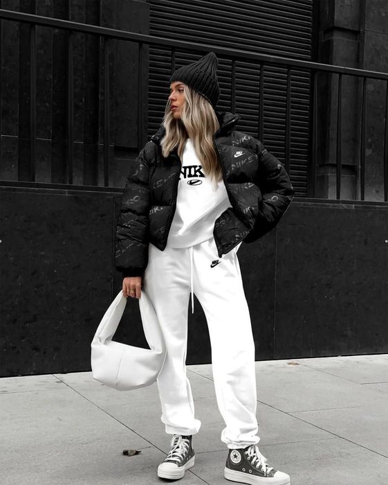 Geaca și trening set trei piese