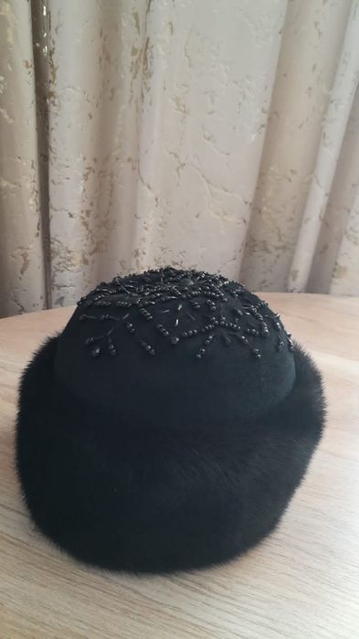 Продам шапку торг есть