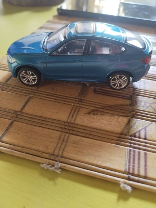Метална количка BMW X6 M