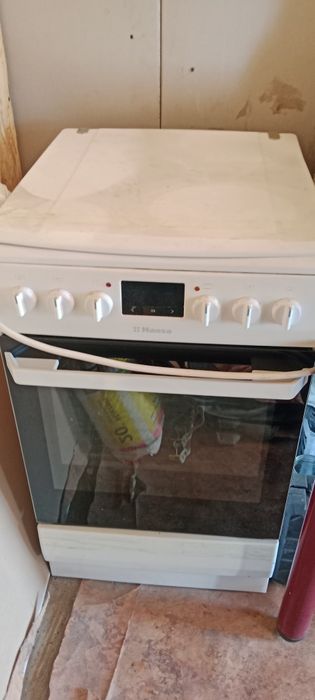 Продам электрическую плиту