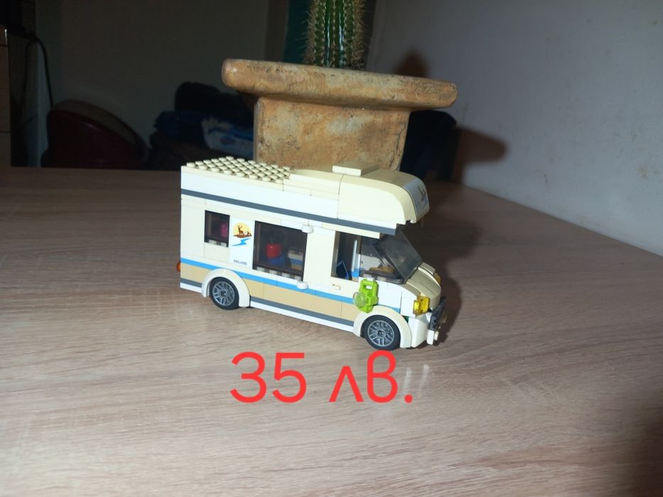 Lego сет от видът "City" и "Technic"