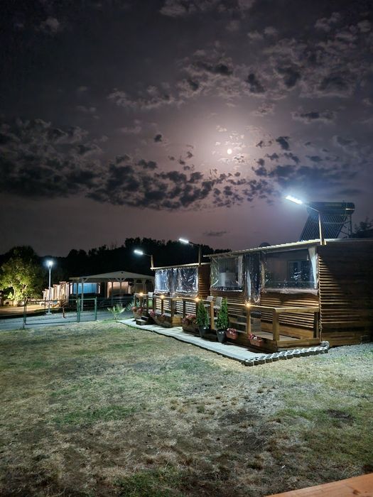 ,,Каравани Рай " Арапя