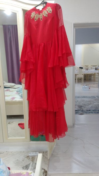 Национальные костюмы.