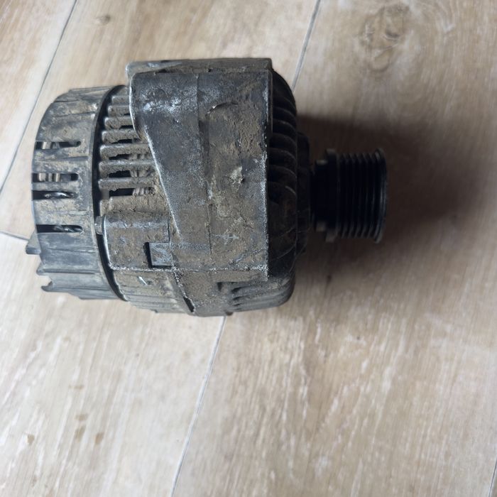 Генератор мерседес 125