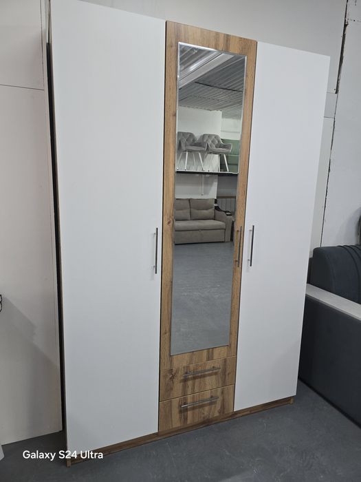 Шкаф новый фабричный.