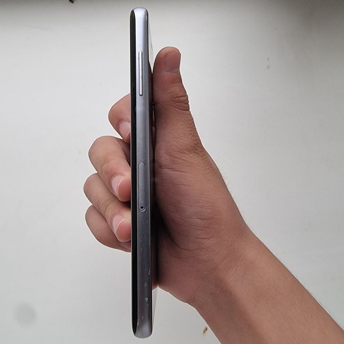 Samsung Galaxy A8 Продаю
