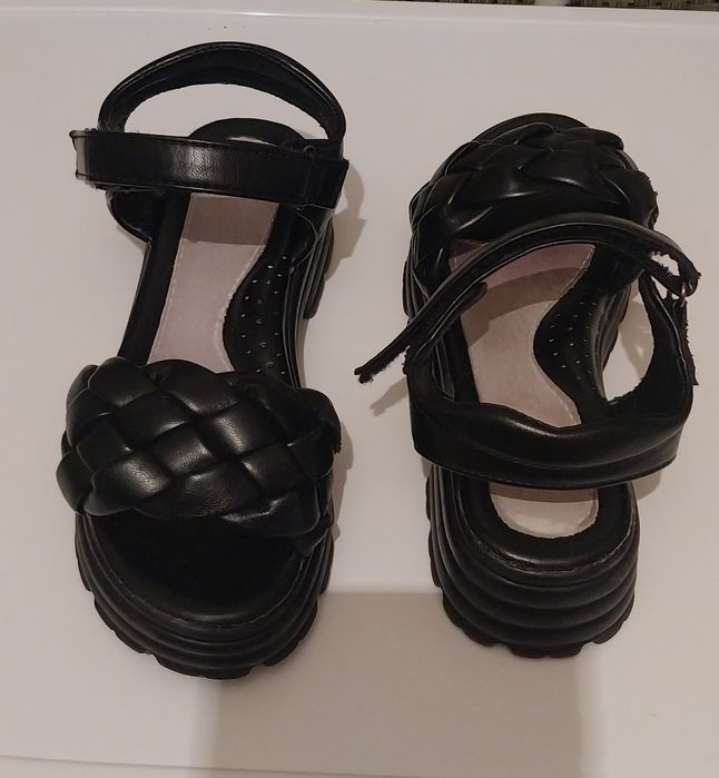 Туфли  Босоножки