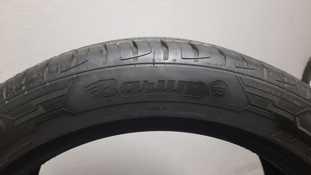 Гуми Barum 245/45 R19