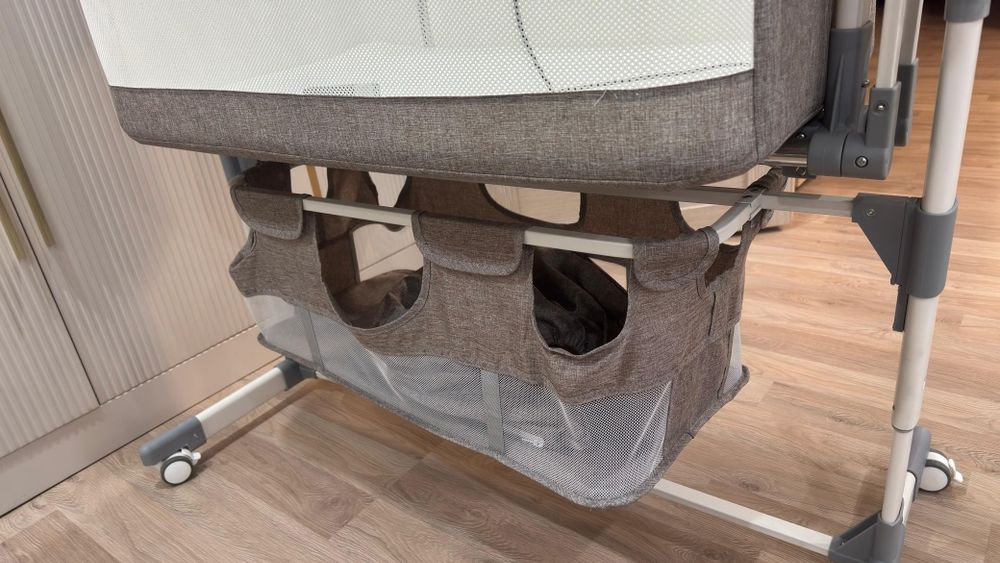 Продам качелю-кровать ,.