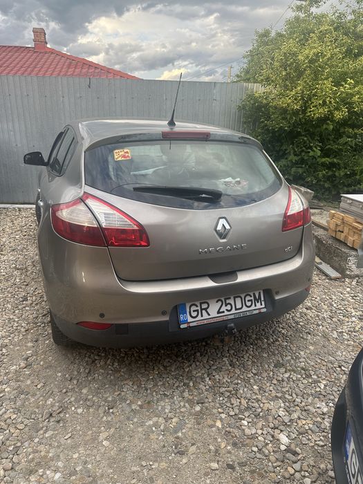 RENAULT Megane 2011 — imagine 2